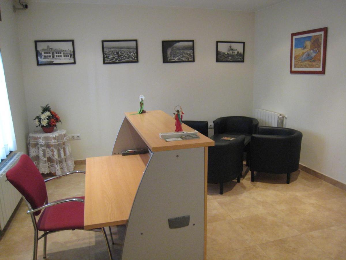 Hostal Alfajarin El Burgo de Ebro Kültér fotó